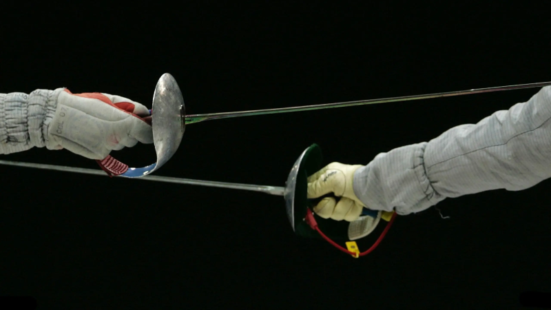 Виды оружия в фехтовании: что выбрать?