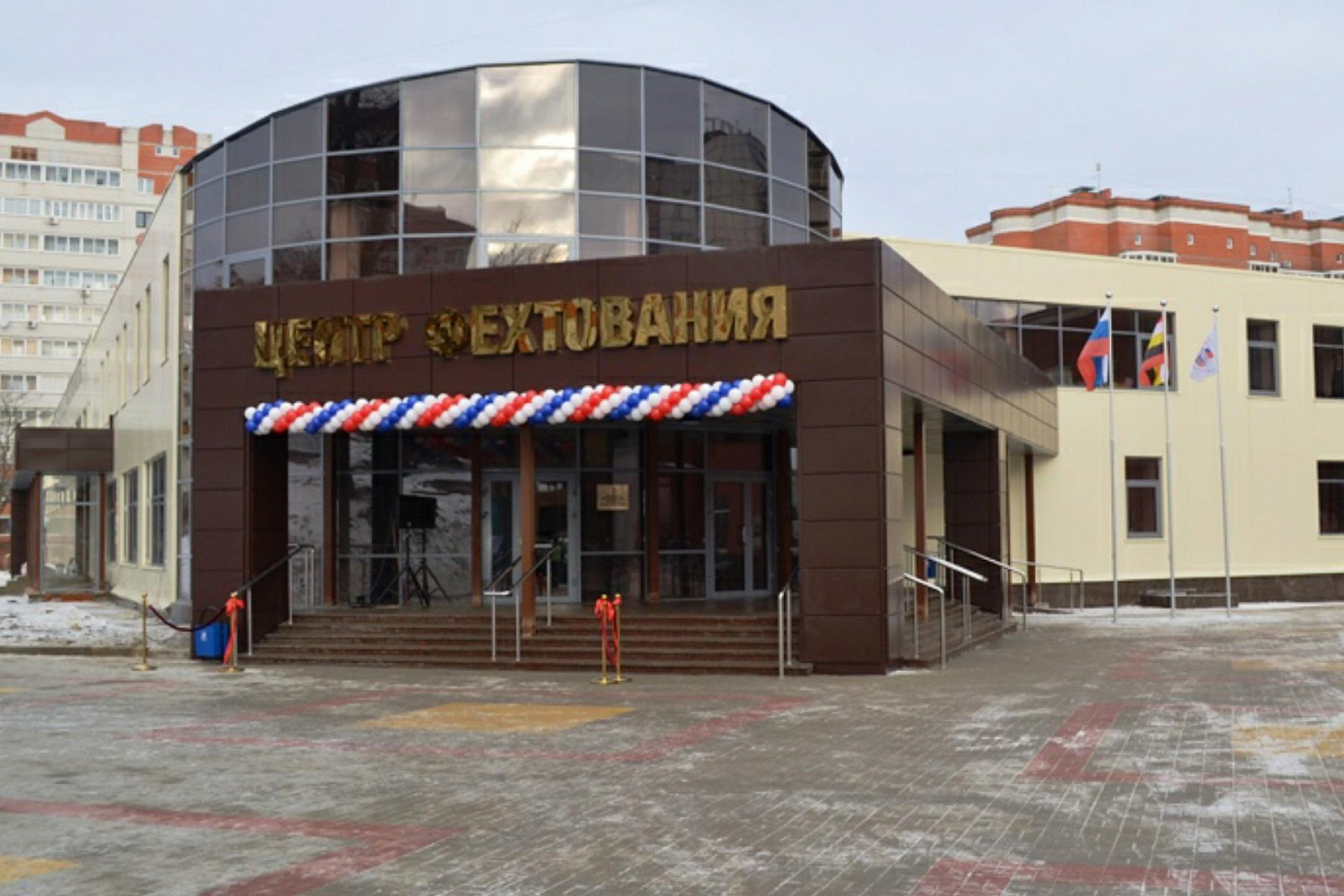 Проектирование и оснащение фехтовальных залов по ключ